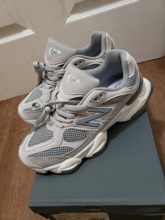 New Balance Shoes - New Balance 9060 Rain Cloud Sneakers Women's US 6.5